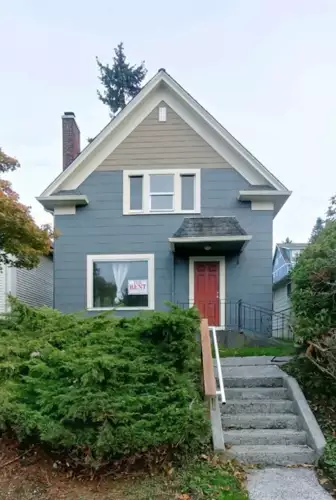 2025-09/WESTERN-WASHINGTON-Apartment-Building-16700979.webp