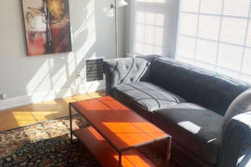 S Bed 1009 Madison Street 9