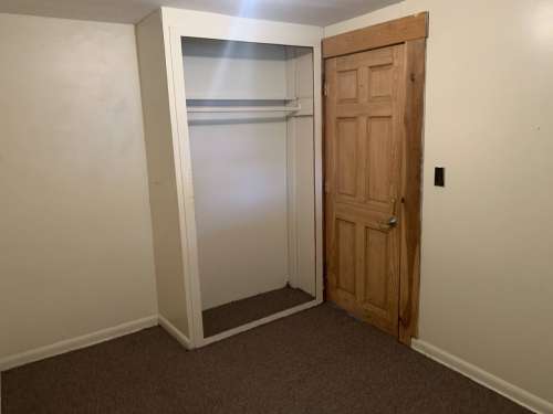 S Bed 716 Menomonie St 4