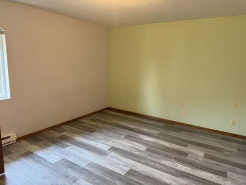 S Bed 428 Chippewa St 14