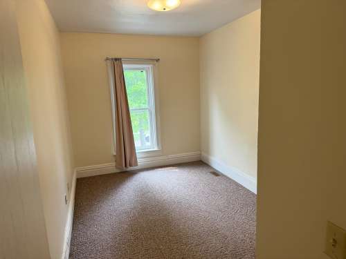 S Bed 230 Hudson St 23