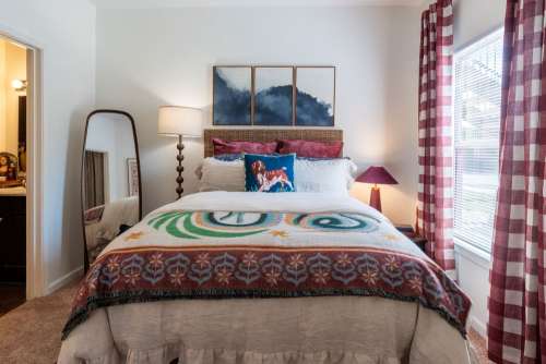 S Bed Dakota Ranch Student Apartments 36