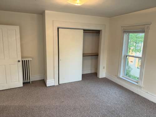 S Bed 608 Chippewa St 24