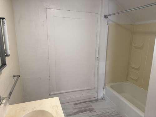 S Bed 428 Chippewa St 8