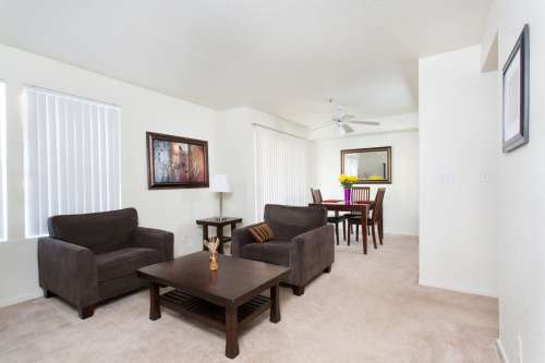 S Bed Greystone Apartments & Townhomes 96