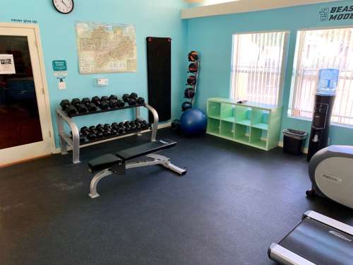 S Bed Greystone Apartments & Townhomes 105