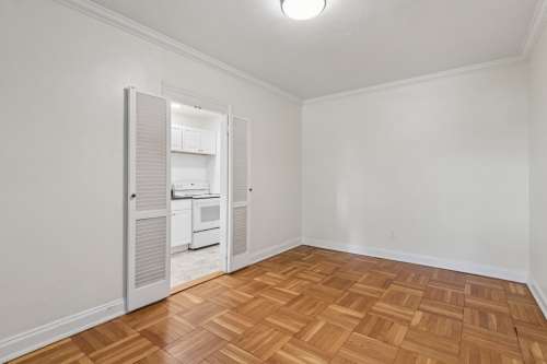 S Bed The Royal York Apartments 41