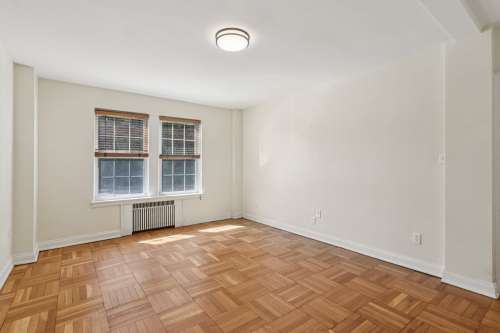 S Bed The Royal York Apartments 52