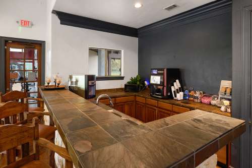 S Bed Dakota Ranch Student Apartments 12