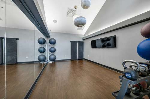 S Bed The Avenue at San Marcos Apartments 59