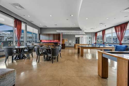 S Bed The Avenue at San Marcos Apartments 44