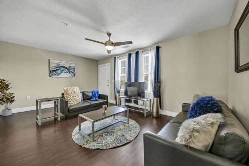 S Bed The Avenue at San Marcos Apartments 46