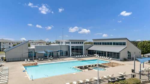 S Bed The Avenue at San Marcos Apartments 81