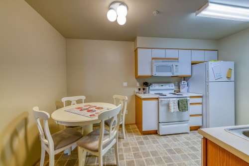 S Bed Emerald Downs Apartments 26