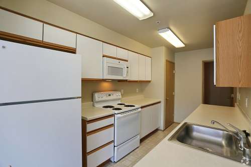 S Bed Emerald Downs Apartments 20