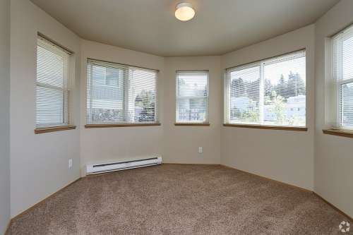 S Bed Emerald Downs Apartments 14