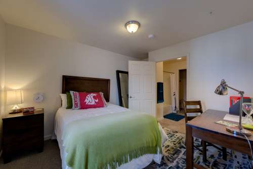 S Bed The Grove at Pullman 10