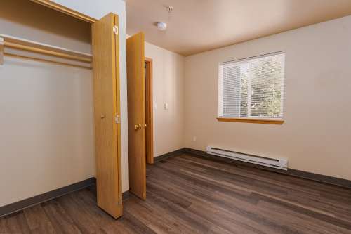 S Bed Birch Hills Apartments 50