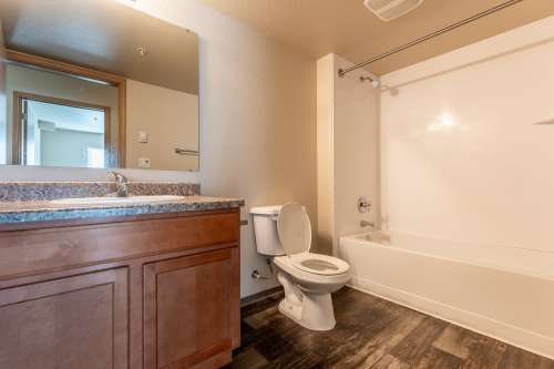 S Bed Birch Hills Apartments 42