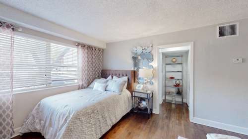 S Bed Infinity Plaza West 130