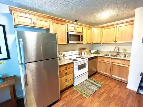 2025-10/CAL-STATE-CHICO-Apartment-Building-16752777.webp