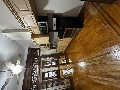 2025-10/COLUMBIA-Apartment-Building-16752119.webp