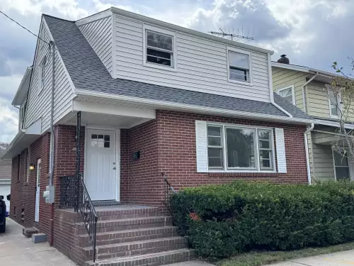 2025-10/RUTGERS-Apartment-Building-16738704.webp