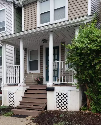 2025-10/RUTGERS-Apartment-Building-16752859.webp
