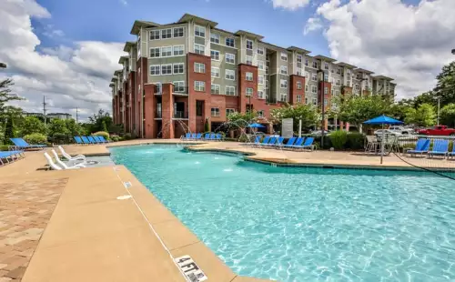UGA-Apartment-Building-16739121.webp