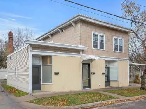 2025-10/UNIVERSITY-OF-MINNESOTA-Apartment-Building-16738441.webp
