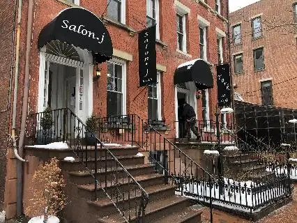 2025-10/YALE-Apartment-Building-16773037.webp