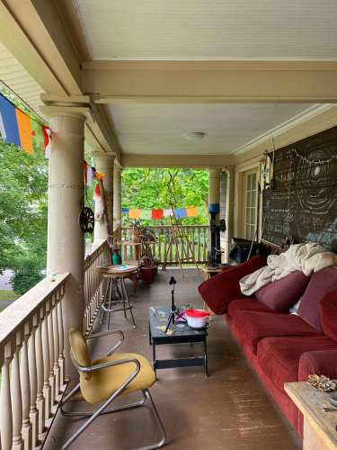 S Bed Available 6/1/26 - Spacious Apartment With Two Full Bathroom 62