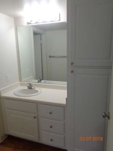 S Bed Greystone Apartments & Townhomes 125