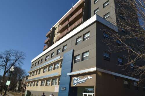 S Bed Humbucker Apartments 54