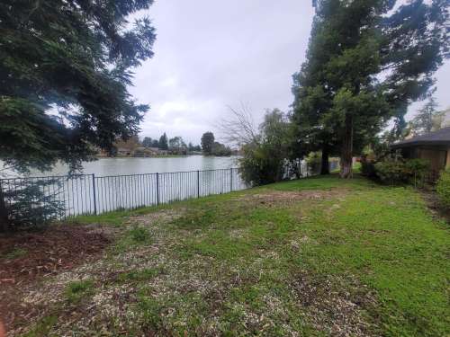 S Bed Lakeshore Apartments - Lake Views! 251