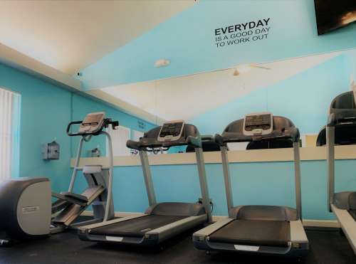 S Bed Greystone Apartments & Townhomes 143