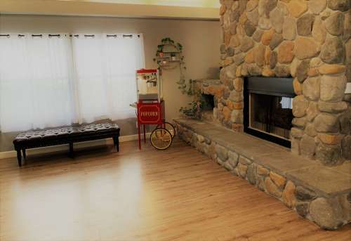 S Bed Greystone Apartments & Townhomes 148