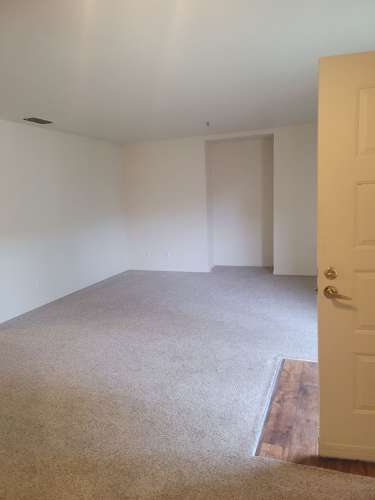 S Bed Lakeshore Apartments - Lake Views! 186