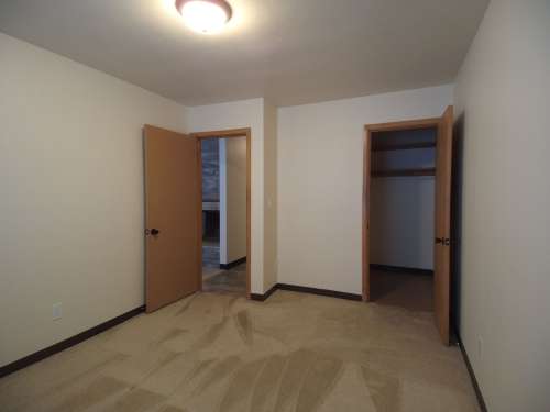 S Bed Carriage Court 31