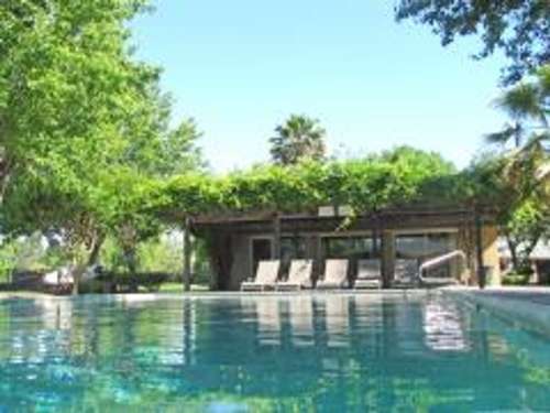 S Bed Lakeshore Apartments - Lake Views! 212