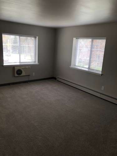 S Bed Carriage Court 93