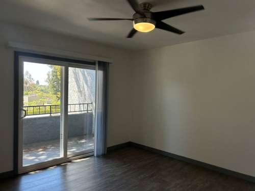 S Bed Uptown Fullerton 50