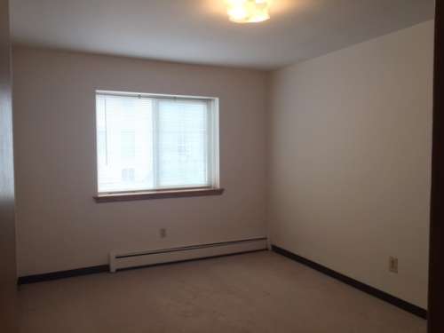 S Bed Carriage Court 16