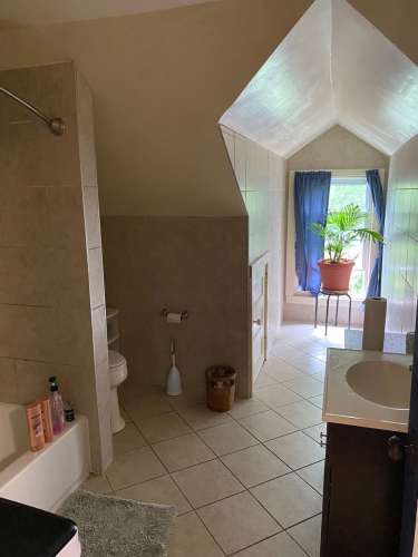 S Bed Available 6/1/26 - Spacious Apartment With Two Full Bathroom 64