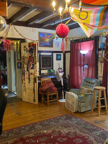 S Bed Available 6/1/26 - Spacious Apartment With Two Full Bathroom 6