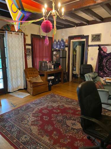 S Bed Available 6/1/26 - Spacious Apartment With Two Full Bathroom 7