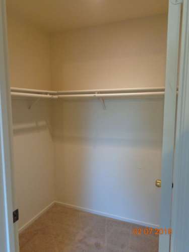 S Bed Greystone Apartments & Townhomes 140