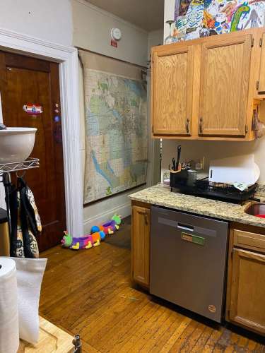 S Bed Available 6/1/26 - Spacious Apartment With Two Full Bathroom 24