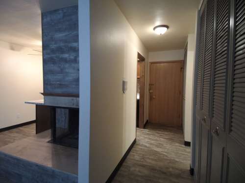S Bed Carriage Court 28
