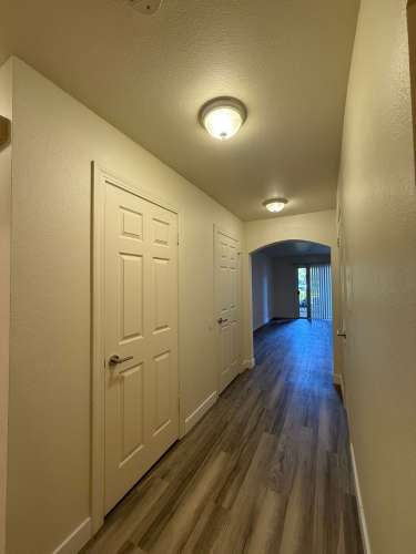 S Bed Lakeshore Apartments - Lake Views! 270